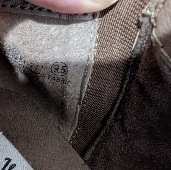 Very G Booties - Picture 9 of 9